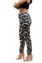 Load image into Gallery viewer, Rowan Camouflage Printed Pants